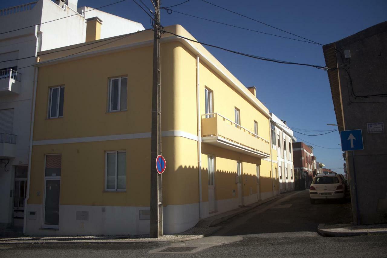 Friendly Peniche Apartment Esterno foto