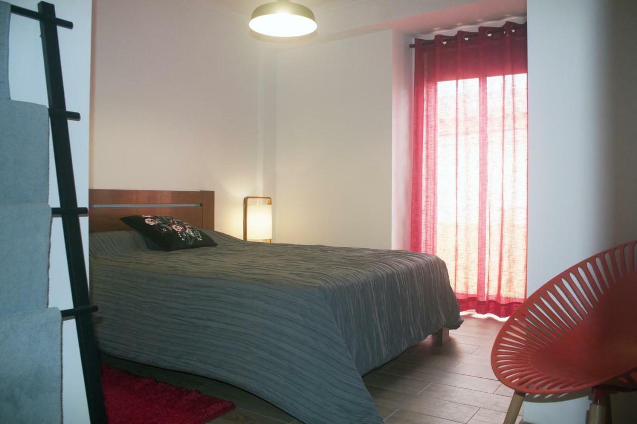 Friendly Peniche Apartment Esterno foto